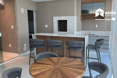 Apartamento para alugar - 160m&sup2; - Meia Praia