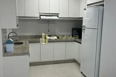 Apartamento para alugar - 130m&sup2; - Meia Praia