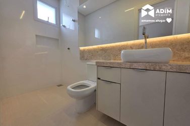 Apartamento para alugar - 170m&sup2; - Centro