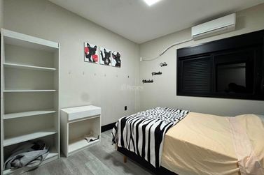 Apartamento &agrave; venda - 137m&sup2; - Centro