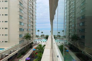 Apartamento &agrave; venda - 281m&sup2; - Meia Praia