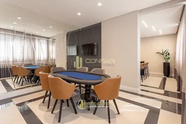 Apartamento &agrave; venda - 138m&sup2; - Meia Praia