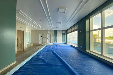 Apartamento &agrave; venda - 129m&sup2; - Meia Praia