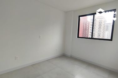 Apartamento para alugar - 70m&sup2; - Morretes