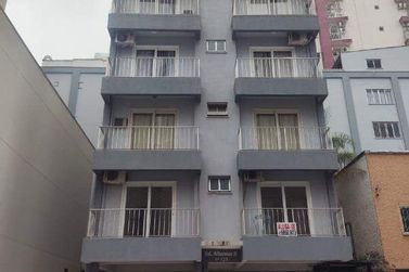 Apartamento para alugar - 45m&sup2; - Centro
