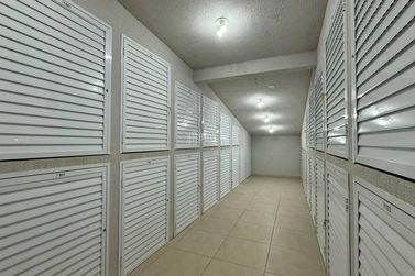 Apartamento &agrave; venda - Meia Praia