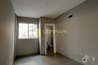 Apartamento &agrave; venda - 86m&sup2; - Pereque