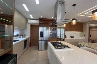 Apartamento &agrave; venda - Meia Praia