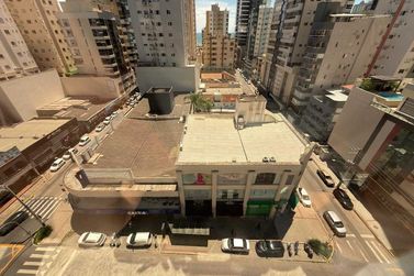 Sala Comercial &agrave; venda - 60m&sup2; - Meia Praia