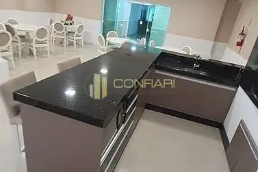 Apartamento &agrave; venda - 150m&sup2; - Meia Praia