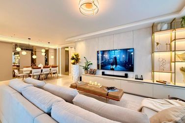 Apartamento &agrave; venda - 182m&sup2; - Meia Praia