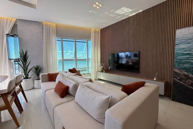Apartamento &agrave; venda - 140m&sup2; - Meia Praia