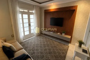 Ch&aacute;cara &agrave; venda - 350m&sup2; - Nova Descoberta