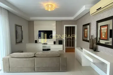 Apartamento &agrave; venda - 221m&sup2; - meia praia
