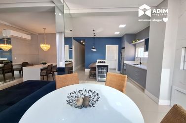 Apartamento para alugar - 125m&sup2; - Meia Praia