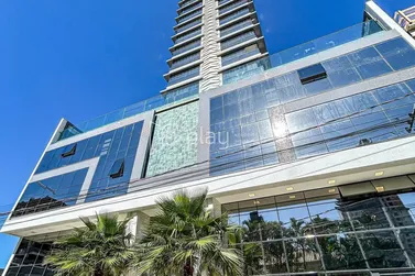 Apartamento &agrave; venda - 133m&sup2; - Centro
