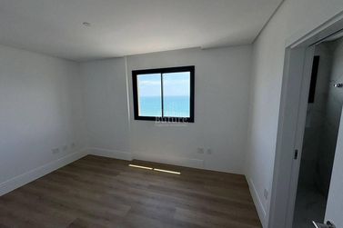 Apartamento &agrave; venda - Meia Praia