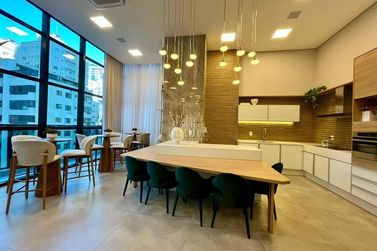 Apartamento &agrave; venda - Meia Praia