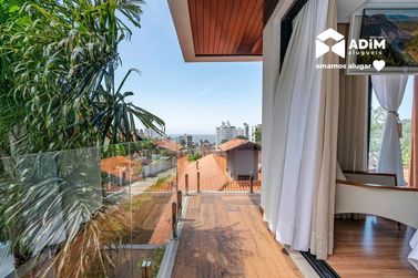 Casa para alugar - 200m&sup2; - Cabe&ccedil;udas