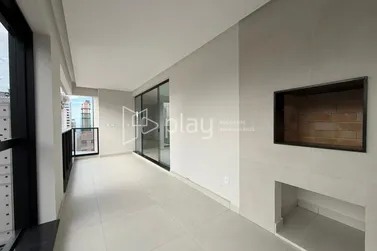 Apartamento &agrave; venda - 141m&sup2; - Meia Praia