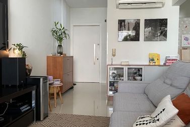Apartamento &agrave; venda - 82m&sup2; - Meia Praia