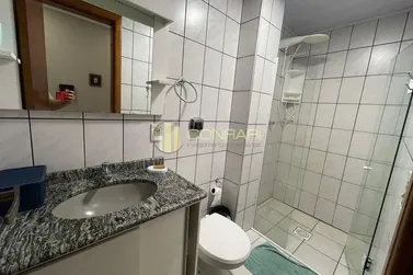 Apartamento &agrave; venda - 217m&sup2; - Meia Praia