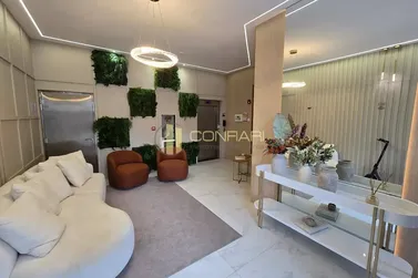 Apartamento &agrave; venda - 105m&sup2; - Meia Praia