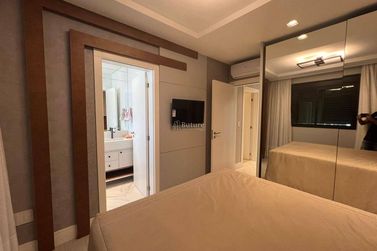Apartamento &agrave; venda - Meia Praia