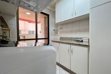 Apartamento &agrave; venda - 146m&sup2; - Meia Praia