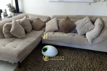 Apartamento &agrave; venda - 130m&sup2; - Meia Praia