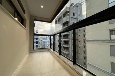 Apartamento &agrave; venda - Meia Praia