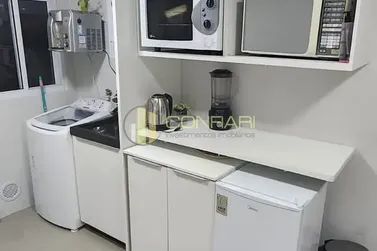 Apartamento para alugar - 80m&sup2; - Meia Praia