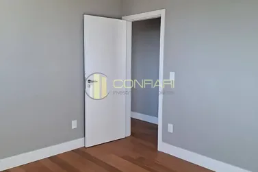 Apartamento &agrave; venda - 124m&sup2; - MEIA PRAIA