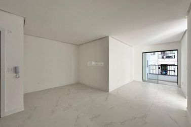 Apartamento &agrave; venda - 71m&sup2; - Morretes
