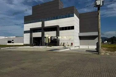 Sal&atilde;o Comercial para alugar - 1618m&sup2; - santa luzia