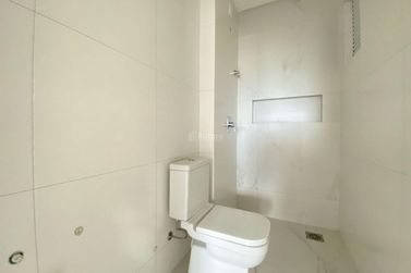 Apartamento &agrave; venda - 157m&sup2; - Meia Praia