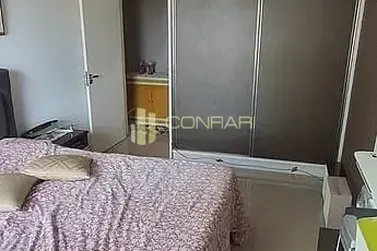 Apartamento &agrave; venda - 150m&sup2; - Meia Praia
