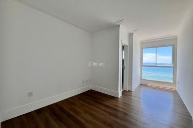 Apartamento &agrave; venda - 190m&sup2; - Centro