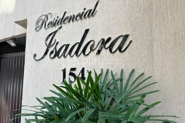 Apartamento &agrave; venda - 115m&sup2; - Meia Praia