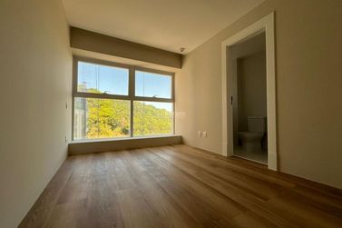 Apartamento &agrave; venda - 164m&sup2; - Pioneiros