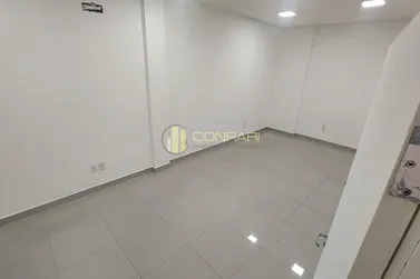 Sala Comercial para alugar - 125m&sup2; - Meia Praia