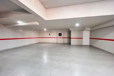 Apartamento &agrave; venda - 156m&sup2; - Meia Praia