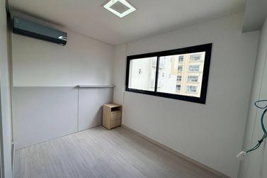 Apartamento &agrave; venda - Meia Praia