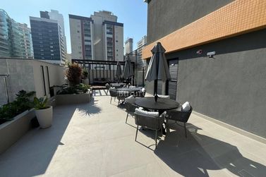 Apartamento &agrave; venda - Meia Praia