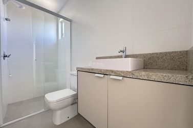 Apartamento &agrave; venda - 129m&sup2; - Meia Praia