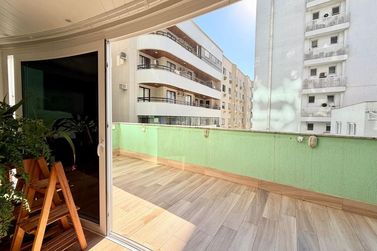 Apartamento &agrave; venda - 176m&sup2; - Meia Praia