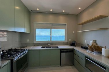 Apartamento &agrave; venda - Meia Praia