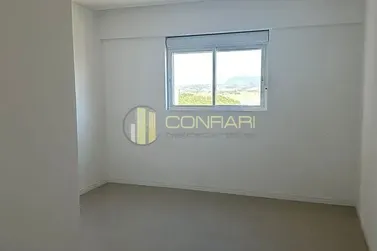 Apartamento &agrave; venda - 113m&sup2; - Meia Praia