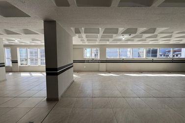 Apartamento &agrave; venda - 129m&sup2; - Meia Praia