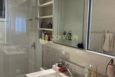 Apartamento &agrave; venda - 190m&sup2; - Meia Praia